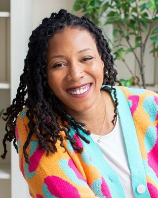 Photo of Kemelle Ethlyn Deeble, Registered Psychotherapist (Qualifying), BA, MACP