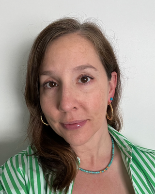 Photo of Sara Szczepanski, Pre-Licensed Professional in Seattle, WA