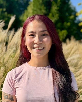 Photo of Lisa J Huang, Pre-Licensed Professional, BS, MFT-I