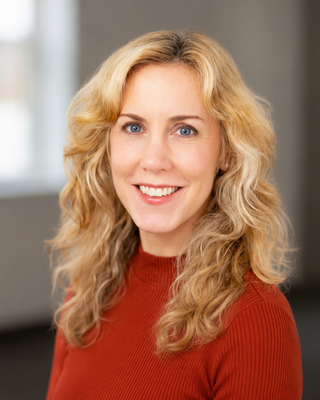Photo of Alison Restak, Clinical Social Work/Therapist, LCSW, MT-BC, MBSR