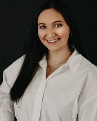 Photo of Callie Quillen, Licensed Professional Clinical Counselor, LPCC