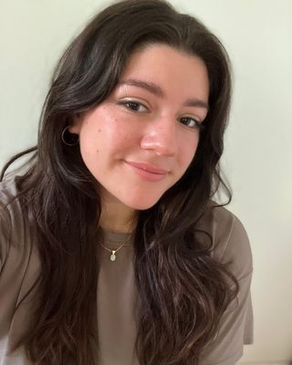 Photo of Gabriela Latimer, Art Therapist, MPS, LCAT