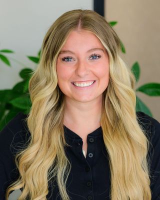 Photo of Adi Bell, Pre-Licensed Professional, CSW