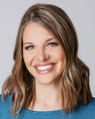 Photo of Asd AuDHD Adhd Partners Anxiety Sammi Marriner, Registered Psychotherapist in Barrie, ON