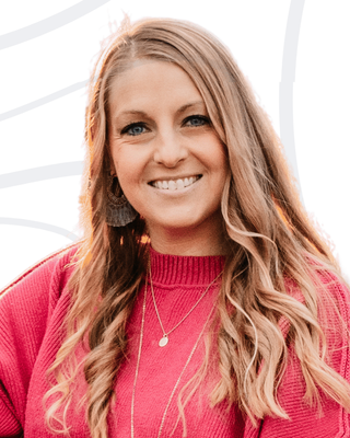 Photo of Erin H. Davis, Licensed Professional Counselor, MA, NCC, LCMHC