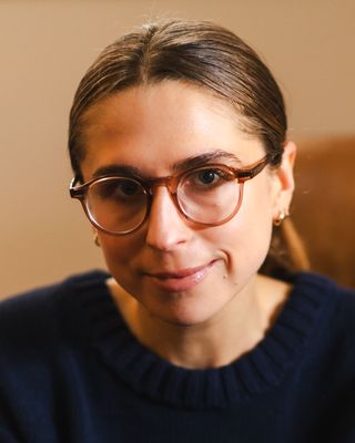 Photo of Holly Frances, Marriage & Family Therapist, MA, LMFT