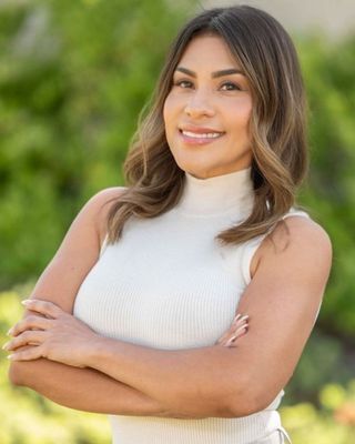 Photo of Gisela J Gonzales, Marriage & Family Therapist, LMFT