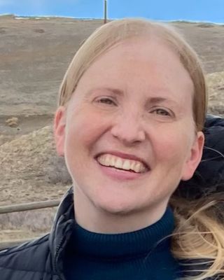Photo of Lauren Correy, MA, UP