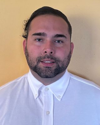 Photo of Julian Laverde, Licensed Mental Health Counselor, LMHC