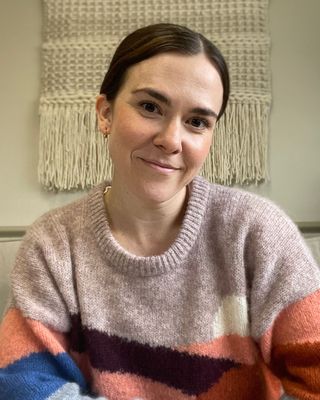 Photo of Jordan Olsen, Clinical Social Work/Therapist, LCSW, PMH-C