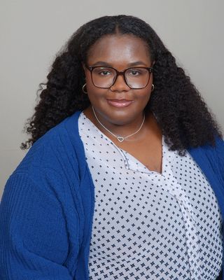 Photo of Zayna Vincent, Pre-Licensed Professional, M.Ed, Ed.S.