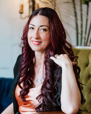 Photo of Willow Burton, Counsellor, BA, MACP, RCC, CCC