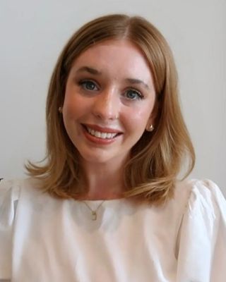 Photo of Bethany Clews, MBACP, Psychotherapist