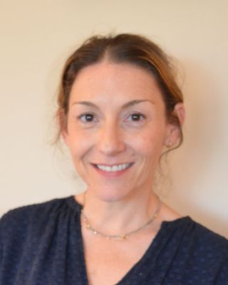 Photo of Jenni Laszlo, Licensed Professional Clinical Mental Health Counselor, LPCC, LMHC