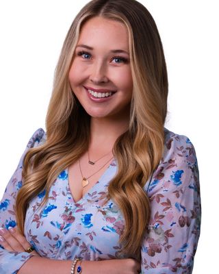 Photo of Danielle DesRosier, Marriage & Family Therapist Associate, AMFT, APCC