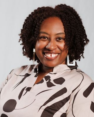 Photo of Queneisha Jones, LCSW Associate, MSW, LCSWA