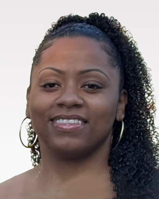 Photo of Jasmine Salenga, Clinical Social Work/Therapist, LCSW