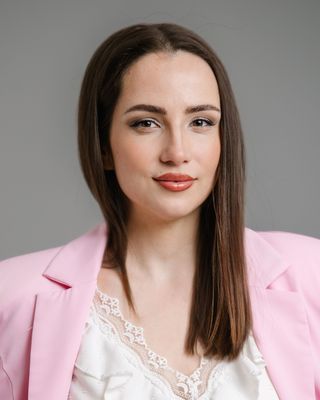 Photo of Dana Baboe, Psychotherapist, UKCP Trainee