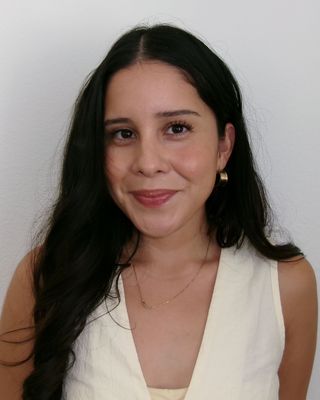 Photo of Bianca Frausto, Marriage & Family Therapist, LMFT