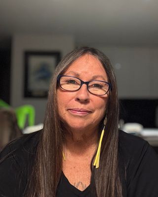 Photo of Heather MacDonald - Mamoo Naakiiwin Counselling & Consulting, Registered Social Worker, MSW RSW
