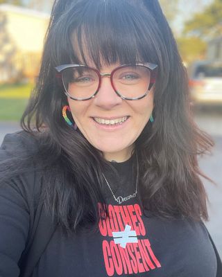 Photo of Michele Larson, Clinical Social Work/Therapist, MSW, LICSW