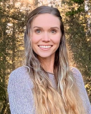 Photo of Cynthia Davis, Pre-Licensed Professional, LMHCA