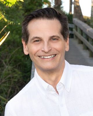 Photo of Keith Gibbons, Registered Clinical Social Worker Intern, MSW, RCSWI, EMDR