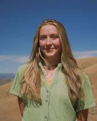 Photo of Maya Finlayson, Pre-Licensed Professional, MSW-I