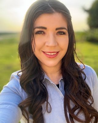 Photo of Mariana Gonzalez Torres, Marriage & Family Therapist, LMFT, LPCC