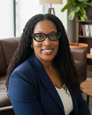 Photo of Taneka S. White, Marriage & Family Therapist, LMFT