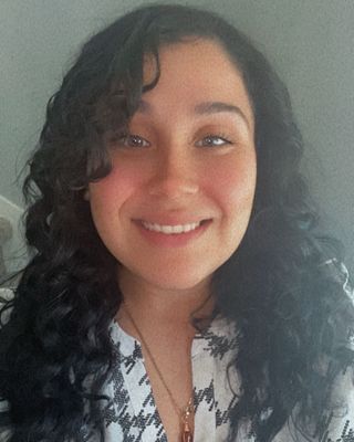 Photo of Natasha Ruiz, Pre-Licensed Professional