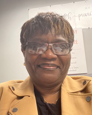 Photo of Ebele Iloabachie, Psychiatric Nurse Practitioner, PMHNP