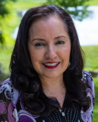 Photo of Evelynn Rivadeneira, Marriage & Family Therapist, LMFT