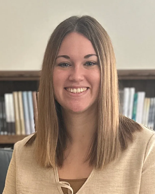 Photo of Bri Medley, Counselor, MA, tLMHC