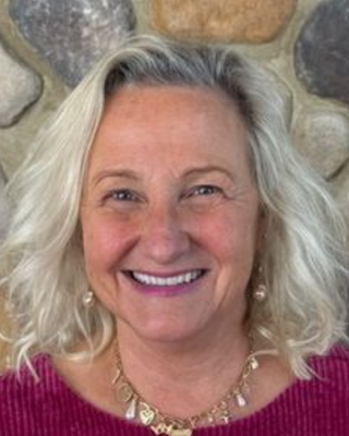 Photo of Shelley Tindall, Licensed Master Social Worker, LMSW