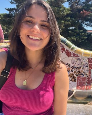 Photo of Maria (Danni) Pardo-Vera, Counselor, LMHC