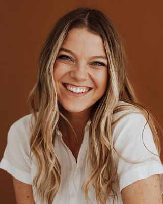 Photo of Madison Backscheider, Clinical Social Work/Therapist in Cincinnati, OH