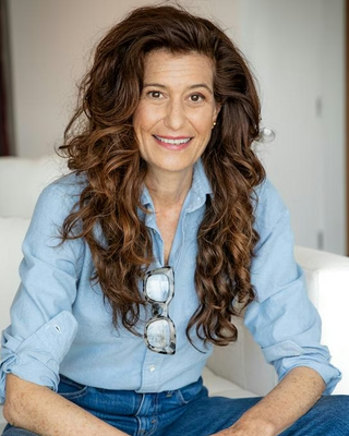 Photo of Em Goodman, Psychologist, LP