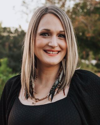Photo of Jessica Lambros, Licensed Professional Counselor in Surprise, AZ