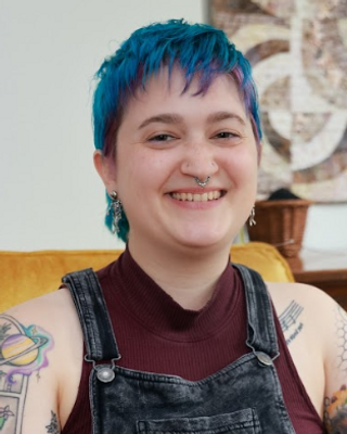 Photo of Elizabeth Ponds, Clinical Social Work/Therapist, MSW, LCSW