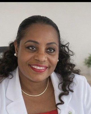 Photo of Dr. Donna Hunter-Smith, Psychiatric Nurse Practitioner, DNP, FNP-BC, PMHNP