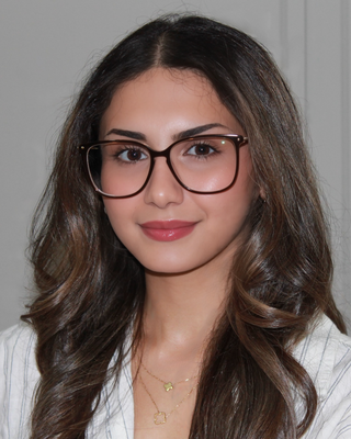 Photo of Salena Javdan, MA, Registered Psychotherapist (Qualifying)