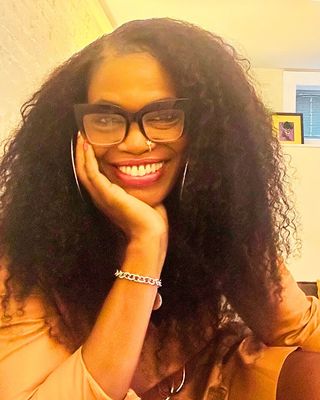 Photo of Shameeka Brown - Innerpowerment, Clinical Social Work/Therapist, LICSW