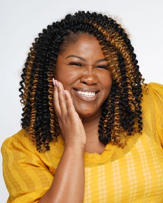 Photo of Lisa Ibekwe - The Comfy Place, Clinical Social Work/Therapist, LCSW, LICSW