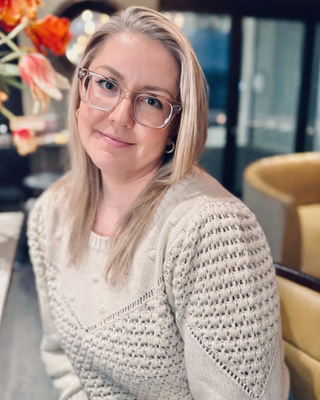 Photo of Sarah Poole, Clinical Social Work/Therapist, MSW, LCSW-C