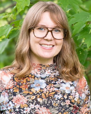 Photo of Ashley Merchant, Clinical Social Work/Therapist, LCSW, MSW, 200 RYT