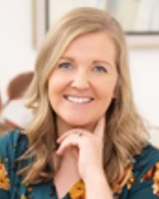 Photo of Melanie Waller, Clinical Social Work/Therapist, LICSW