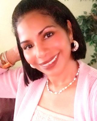 Photo of Rosalynn Susanne Grissett - Well Therapy in Illinois, Clinical Social Work/Therapist, LSW