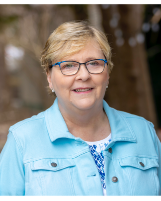 Photo of Wendy Hunter, Registered Psychotherapist, ECE, BA, (Psych), RP