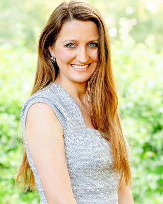 Photo of Amanda McHarg, Psychiatric Nurse Practitioner, PMHNP